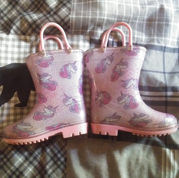 Toddler rain boots size 5 - Picture 6 of 7